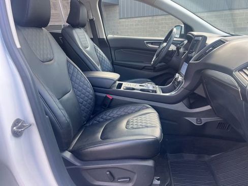 Used 2024 Ford Edge Titanium w/ Equipment Group 301A image 11