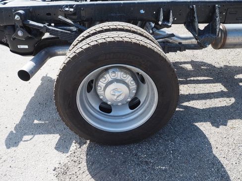 New 2026 RAM 5500 Tradesman w/ Chrome Appearance Group image 6