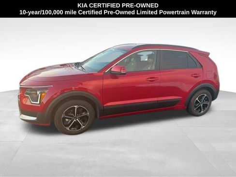 Certified 2023 Kia Niro EX image 1