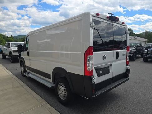 Used 2025 RAM ProMaster 2500 w/ U-Haul Equipment Group FWD image 4
