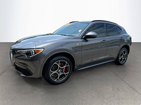 Used 2022 Alfa Romeo Stelvio Ti AWD/4WD image 8