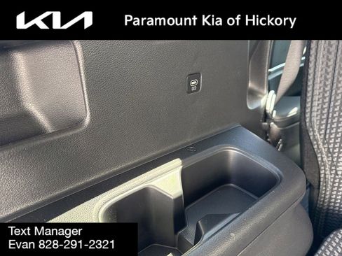 Used 2025 Kia Telluride S AWD/4WD image 15