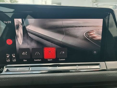 Used 2022 Volkswagen GTI Autobahn FWD image 23