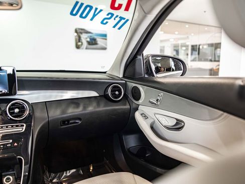 Used 2015 Mercedes-Benz C 300 4MATIC Sedan image 38