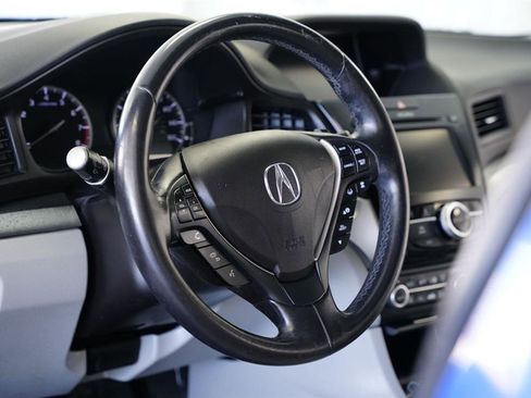 Used 2016 Acura ILX 4dr Sdn w/Premium Pkg image 23