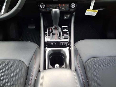 Used 2024 Jeep Compass Trailhawk image 11