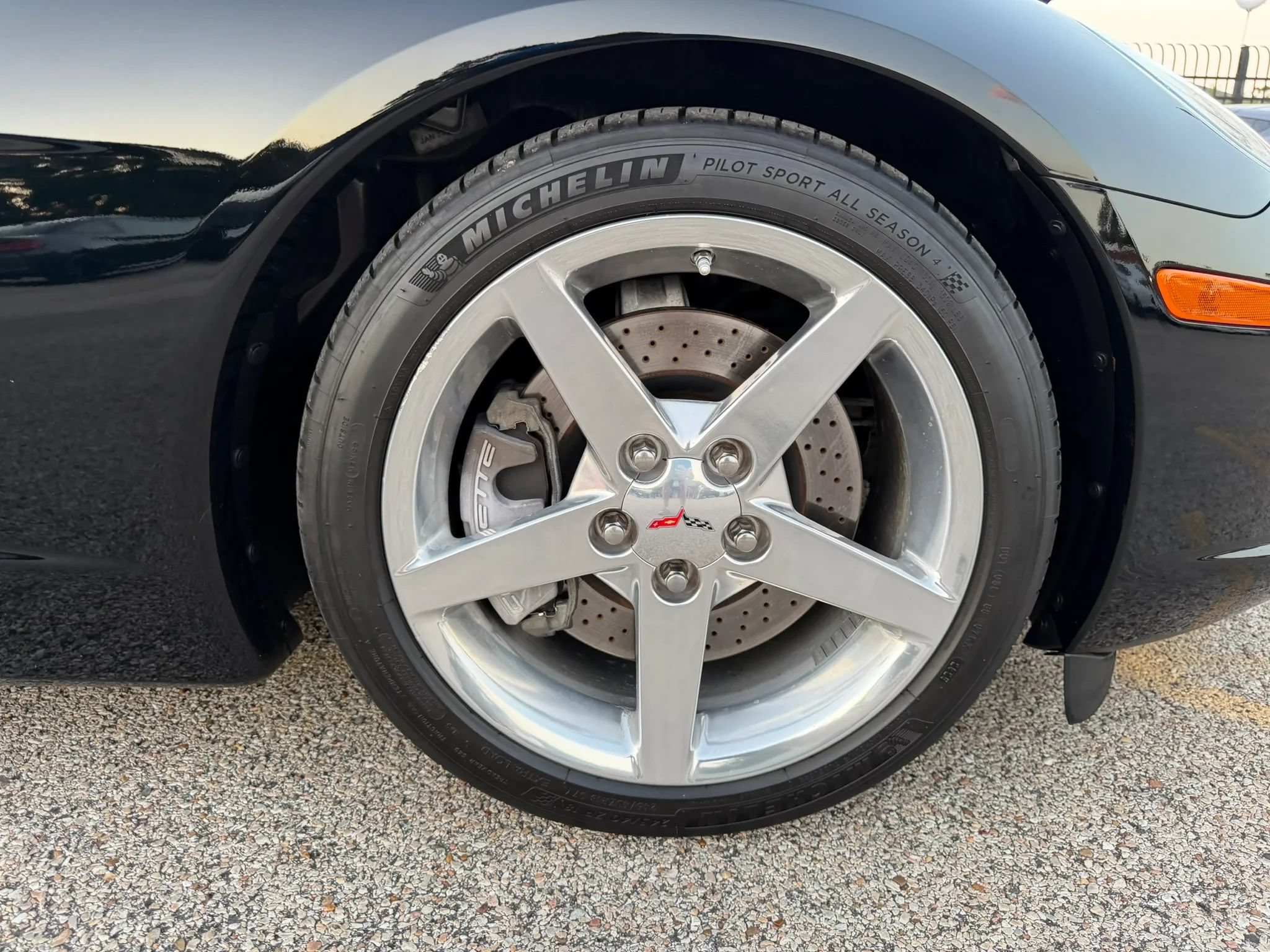 Used 2005 Chevrolet Corvette Convertible w/ Preferred Equipment Group RWD image 14