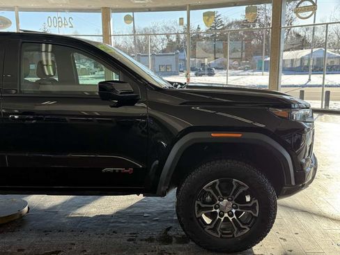 Used 2025 GMC Canyon AT4 w/ Technology Plus Package image 12