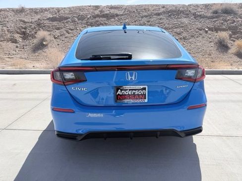 Used 2022 Honda Civic Sport image 7