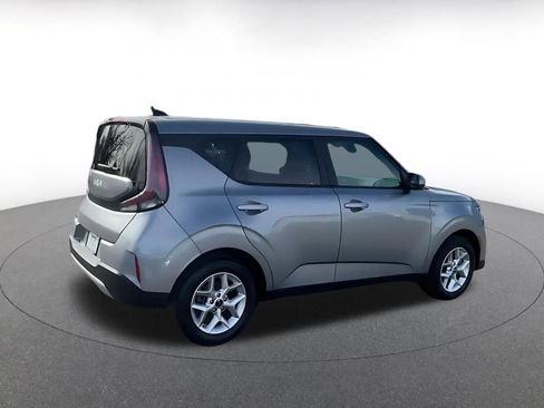 Used 2025 Kia Soul LX w/ LX Technology Package image 14