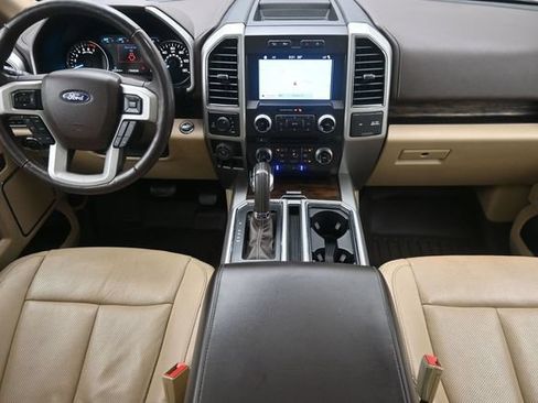 Used 2018 Ford F150 Lariat w/ Equipment Group 502A Luxury AWD/4WD image 21