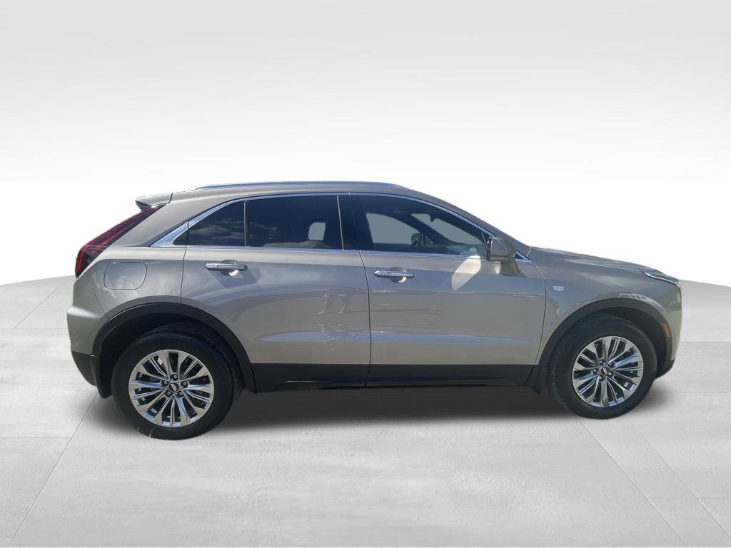 Used 2024 Cadillac XT4 Premium Luxury FWD image 14
