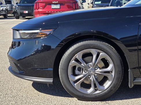 Used 2024 Honda Accord EX image 6