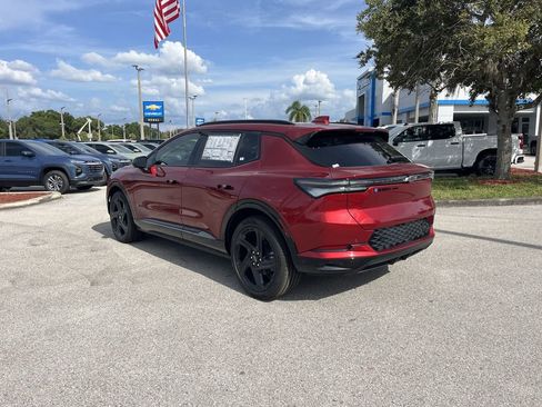 New 2025 Chevrolet Equinox EV RS image 5