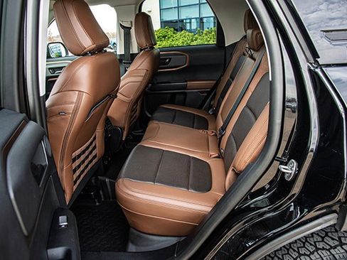 Used 2023 Ford Bronco Sport Badlands w/ Premium Package image 16