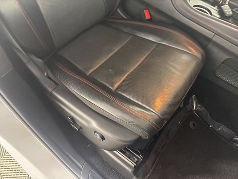 Used 2024 Dodge Durango GT RWD image 31