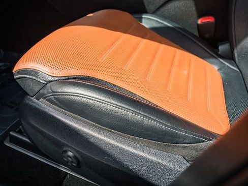 Used 2024 Mercedes-Benz GLC 43 AMG 4MATIC image 35