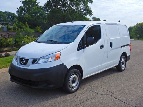 Used 2016 Nissan NV200 S w/ Back Door Glass Package FWD image 1