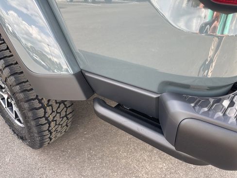 New 2025 Jeep Gladiator Rubicon image 16