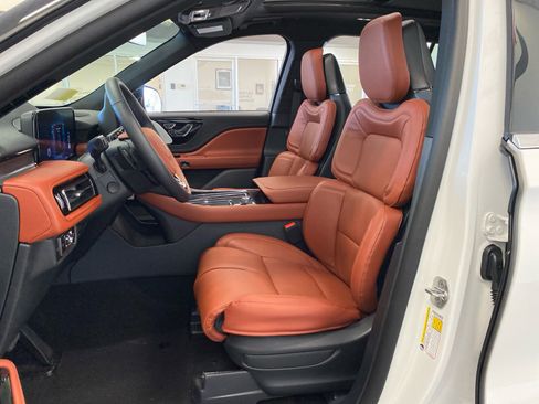 New 2026 Lincoln Aviator Reserve AWD/4WD image 24