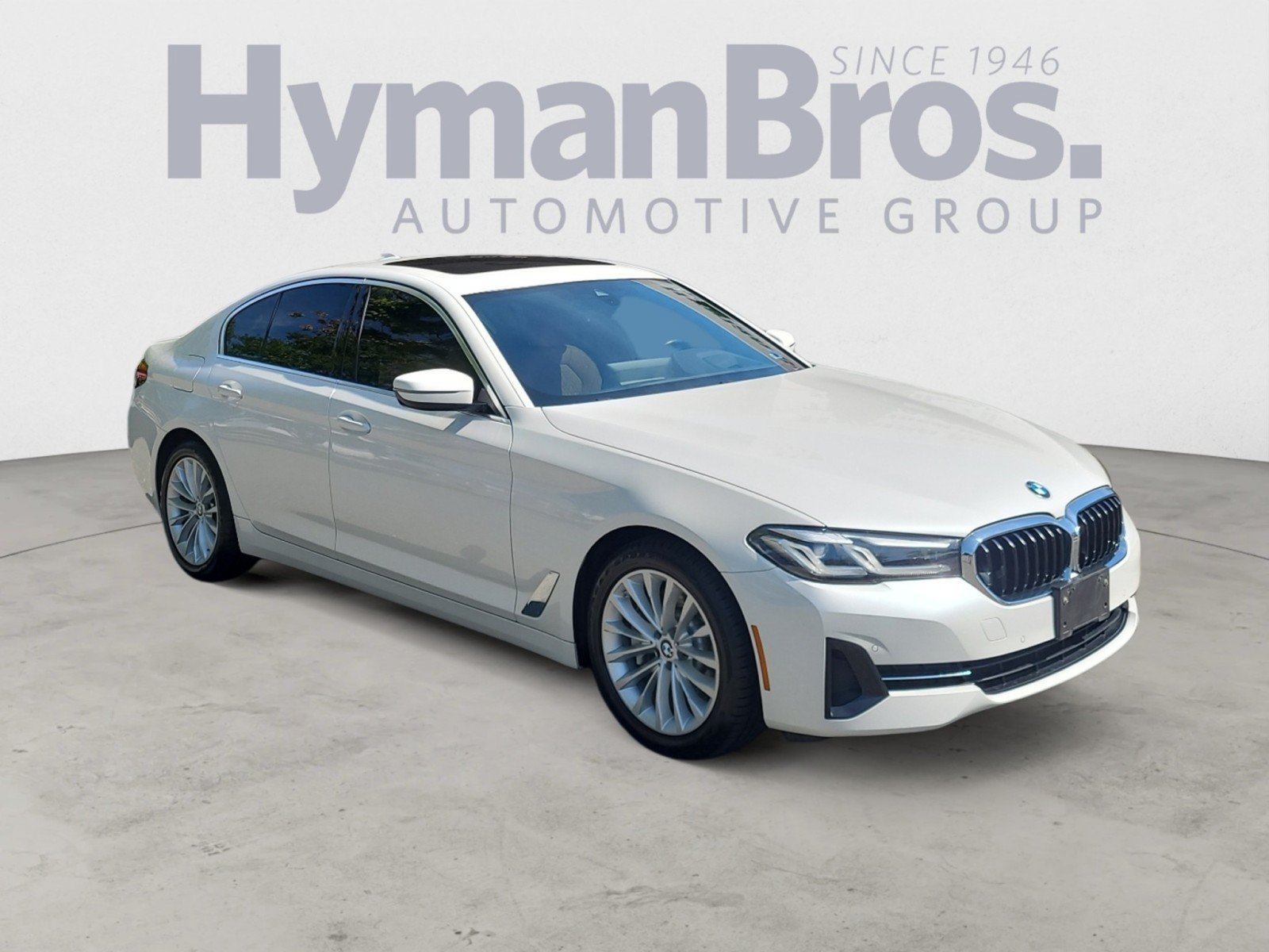 Used 2022 BMW 530i xDrive w/ M Sport Package AWD/4WD image 1