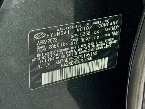 Used 2023 Genesis G80 2.5T image 35