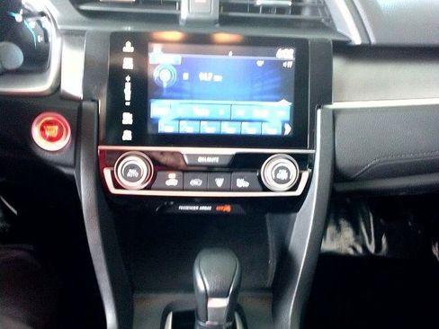 Used 2016 Honda Civic EX image 8