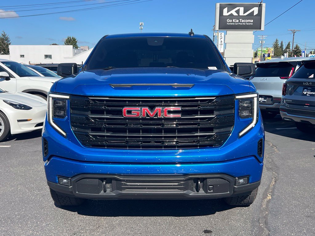 Used 2022 GMC Sierra 1500 Elevation w/ X31 Off-Road Package AWD/4WD image 4