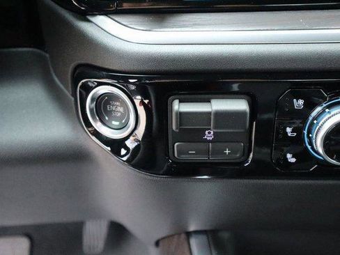 New 2026 GMC Sierra 2500 SLT w/ SLT Convenience Package image 38