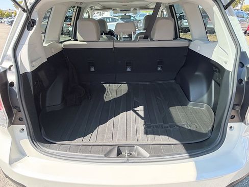 Used 2017 Subaru Forester 2.5i Limited image 11