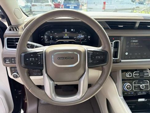 Used 2022 GMC Yukon XL Denali w/ Max Trailering Package AWD/4WD image 28