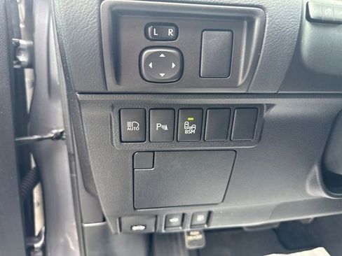 Used 2017 Lexus ES 350 350 w/ Navigation System Package image 31