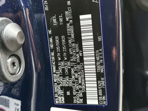 Used 2024 Toyota Highlander LE image 21