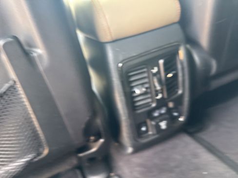 Used 2016 Jeep Grand Cherokee Limited 75th Anniversary RWD image 16