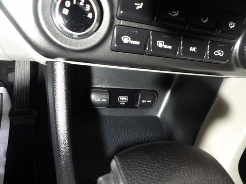 Used 2021 Kia Sportage LX FWD image 14