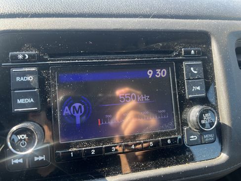Used 2019 Honda HR-V LX image 23