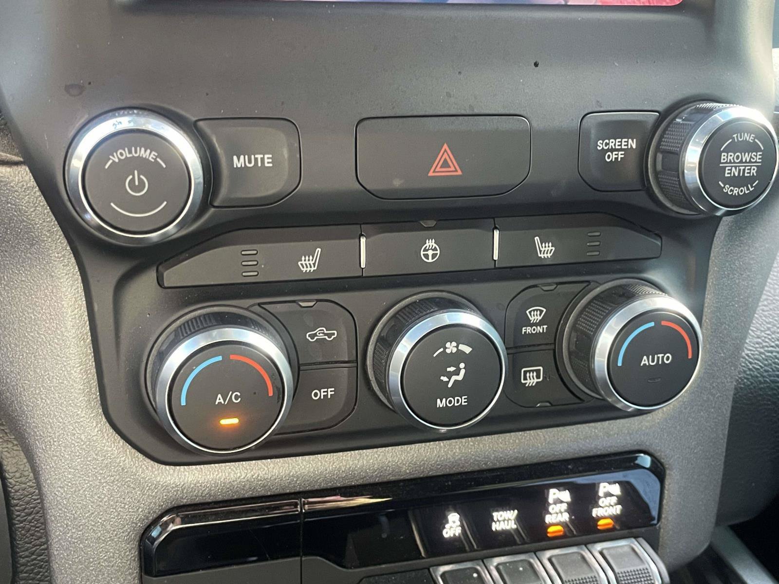 Used 2022 RAM 1500 Big Horn w/ Built-to-serve Edition AWD/4WD image 21