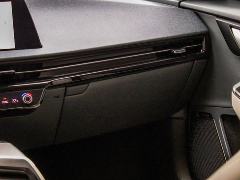 Used 2024 Kia EV6 Wind w/ Wind Technology Package AWD/4WD image 17