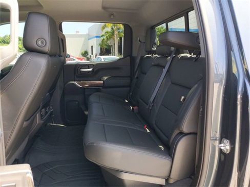 Used 2019 Chevrolet Silverado 1500 LT Trail Boss image 14