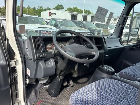 New 2024 Isuzu NPR RWD image 6