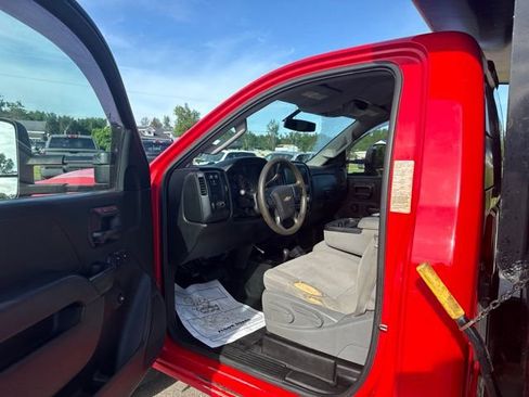 Used 2016 Chevrolet Silverado 3500 W/T w/ Snow Plow Prep Package AWD/4WD image 10