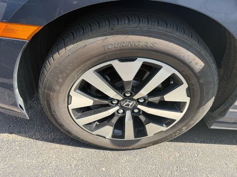 Used 2025 Honda Odyssey EX-L image 7