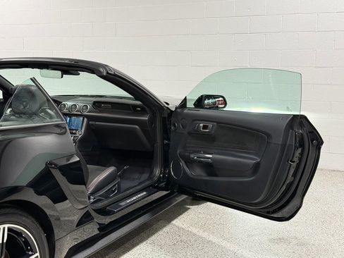 Used 2019 Ford Mustang GT Premium w/ Equipment Group 401A RWD image 44