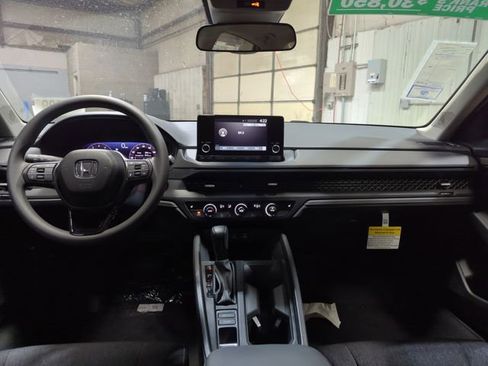 New 2025 Honda Accord SE image 13