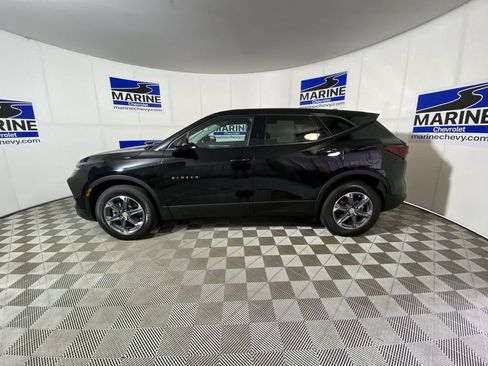Used 2025 Chevrolet Blazer LT FWD image 10