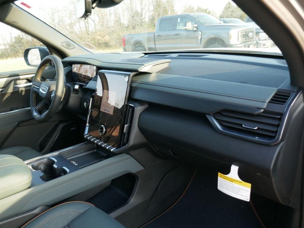 New 2026 GMC Acadia AT4 AWD/4WD image 11