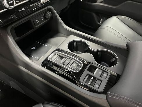 New 2026 Honda Pilot Touring image 20