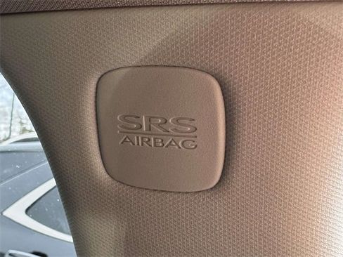 Used 2023 Subaru Crosstrek 2.0i Premium image 37