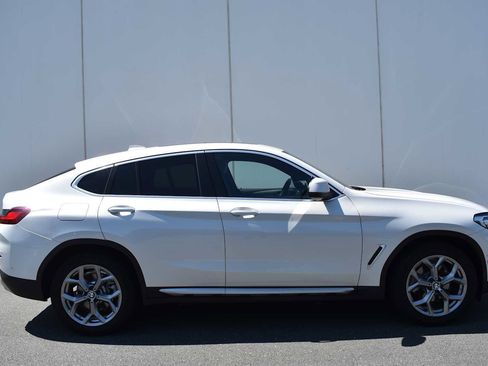 Used 2024 BMW X4 xDrive30i w/ Premium Package AWD/4WD image 7
