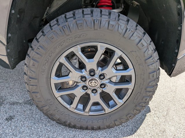 Used 2026 Toyota Tundra Platinum AWD/4WD image 12